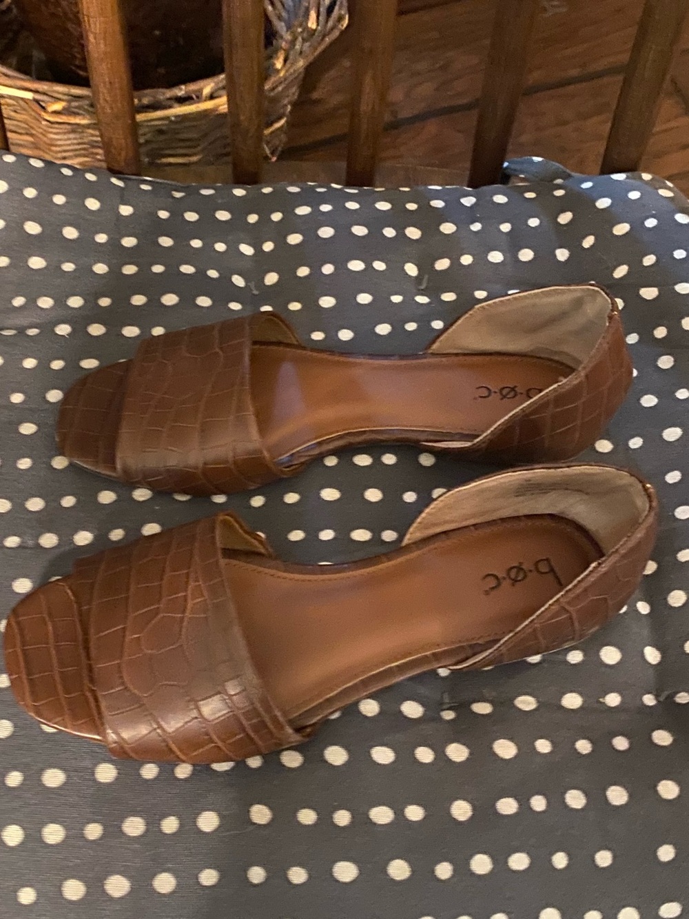 BOC Born Brown Sandal Flats sz 7m